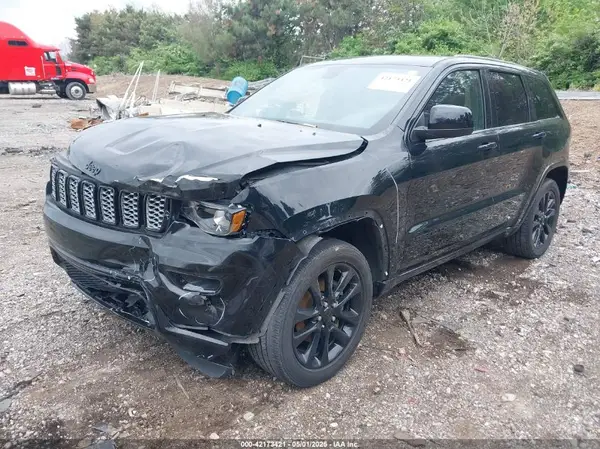 1C4RJFAG3JC468338 2018 JEEP GRAND CHEROKEE - Image 2