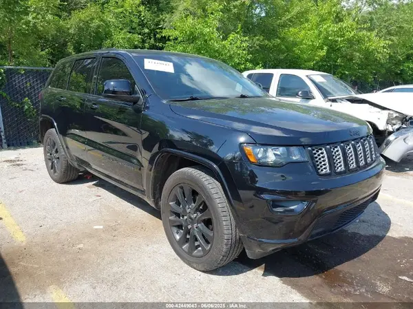 1C4RJFAG3JC499248 2018 JEEP GRAND CHEROKEE - Image 1