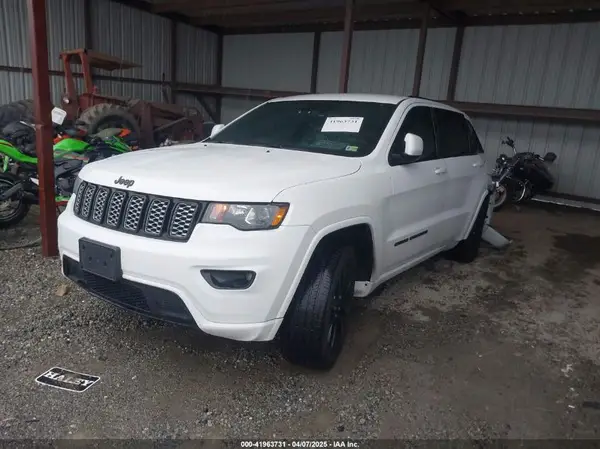 1C4RJFAG3JC499542 2018 JEEP GRAND CHEROKEE - Image 2