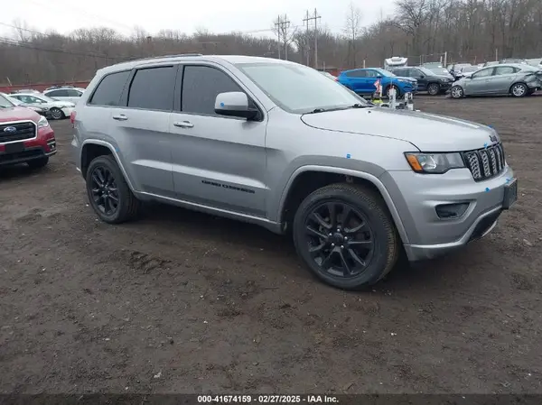 1C4RJFAG3JC500981 2018 JEEP GRAND CHEROKEE - Image 1