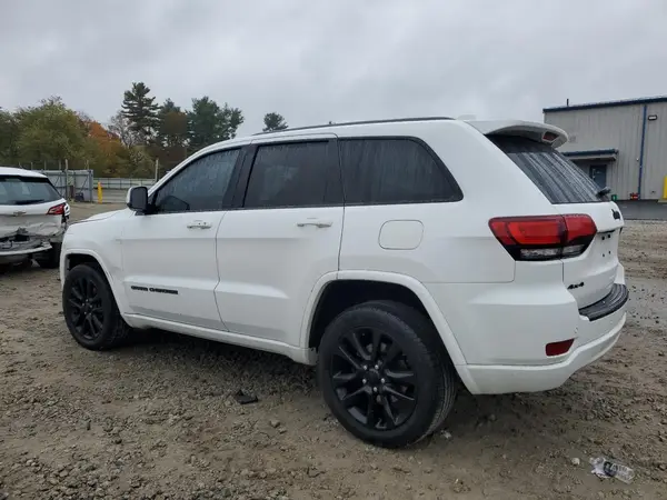 1C4RJFAG3JC500995 2018 JEEP GRAND CHEROKEE - Image 2