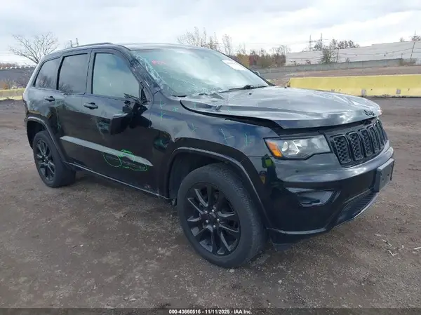 1C4RJFAG3JC501743 2018 JEEP GRAND CHEROKEE - Image 1