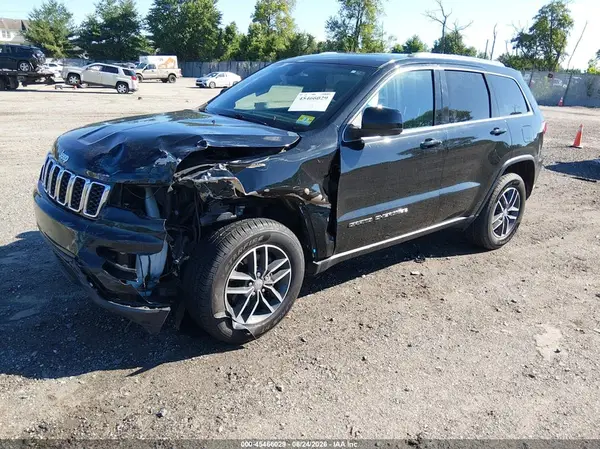1C4RJFAG3JC503850 2018 JEEP GRAND CHEROKEE - Image 2