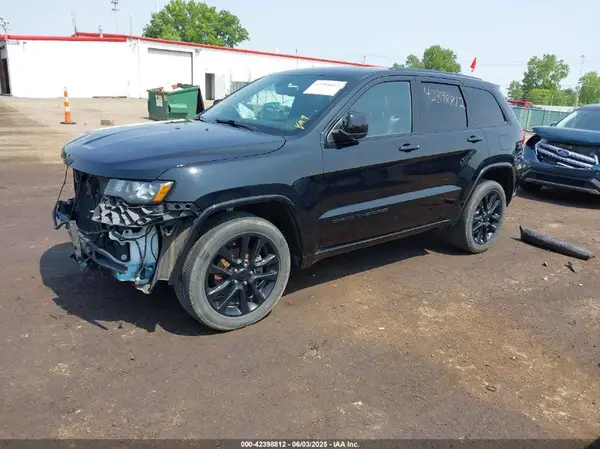 1C4RJFAG3KC561877 2019 JEEP GRAND CHEROKEE - Image 2