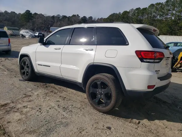 1C4RJFAG3KC590196 2019 JEEP GRAND CHEROKEE - Image 2