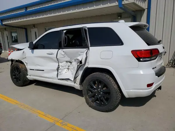 1C4RJFAG3KC628428 2019 JEEP GRAND CHEROKEE - Image 2