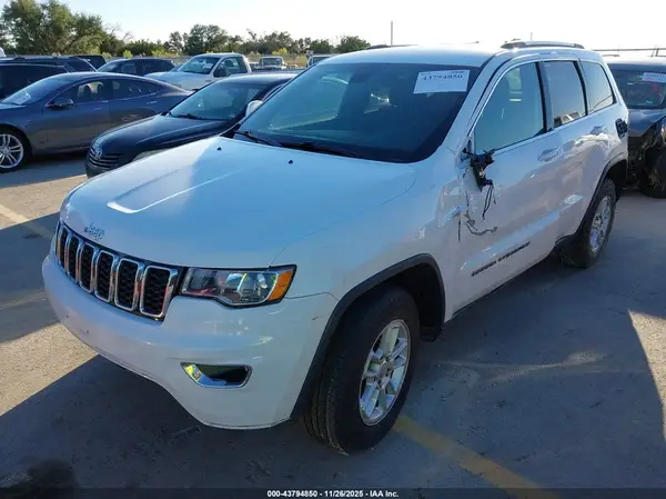 1C4RJFAG3KC709073 2019 JEEP GRAND CHEROKEE - Image 2