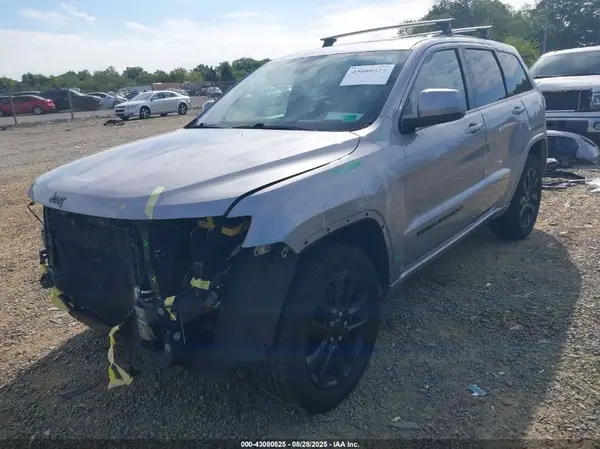 1C4RJFAG3KC709610 2019 JEEP GRAND CHEROKEE - Image 2