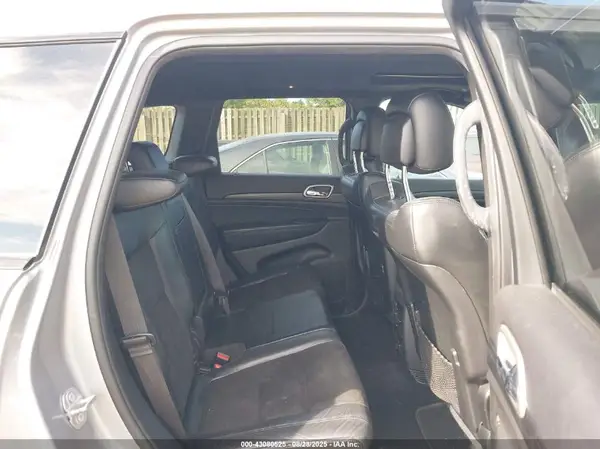 1C4RJFAG3KC709610 2019 JEEP GRAND CHEROKEE - Image 8