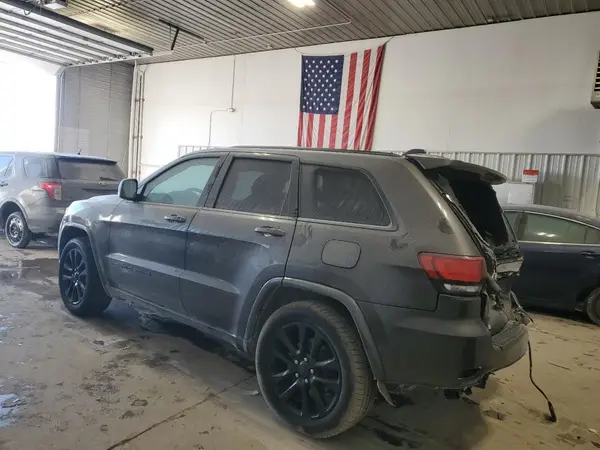 1C4RJFAG3KC754384 2019 JEEP GRAND CHEROKEE - Image 2