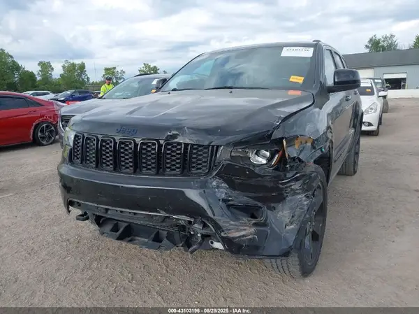 1C4RJFAG3LC134667 2020 JEEP GRAND CHEROKEE - Image 2