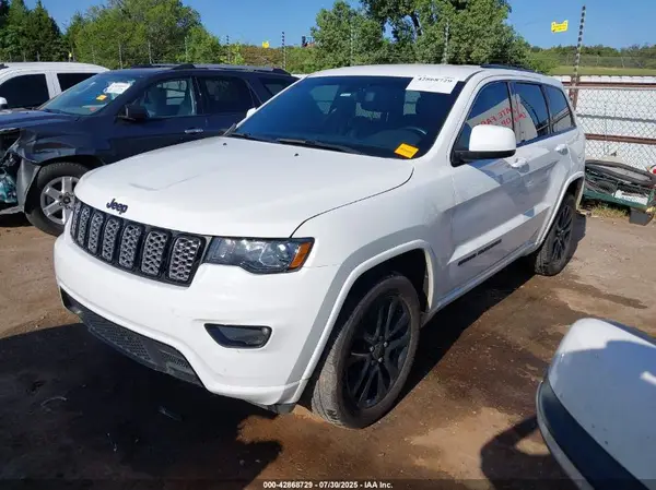 1C4RJFAG3LC138086 2020 JEEP GRAND CHEROKEE - Image 2