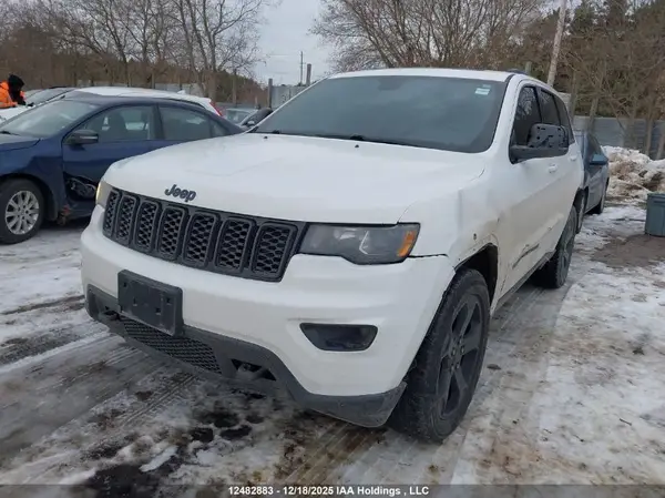 1C4RJFAG3LC174036 2020 JEEP GRAND CHEROKEE - Image 2