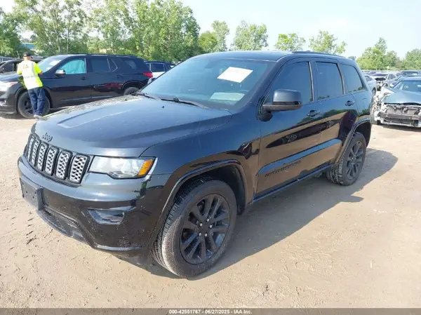 1C4RJFAG3LC189703 2020 JEEP GRAND CHEROKEE - Image 2