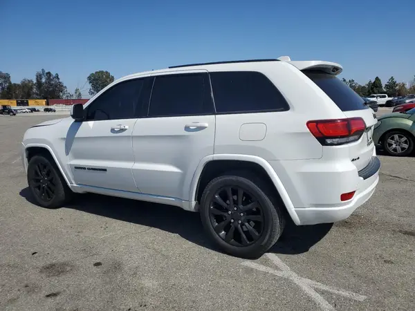 1C4RJFAG3LC240519 2020 JEEP GRAND CHEROKEE - Image 2