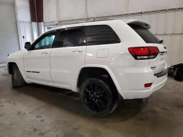 1C4RJFAG3LC241203 2020 JEEP GRAND CHEROKEE - Image 2