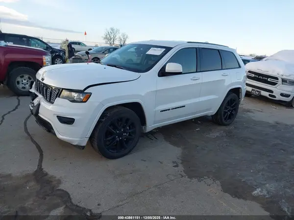 1C4RJFAG3LC298579 2020 JEEP GRAND CHEROKEE - Image 2