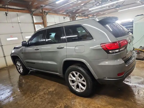 1C4RJFAG3LC374527 2020 JEEP GRAND CHEROKEE - Image 2