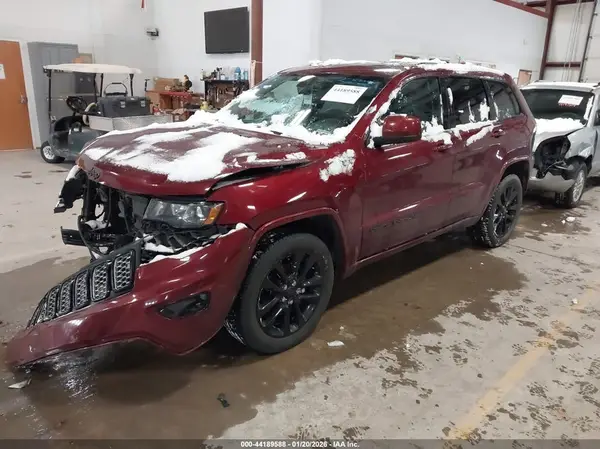1C4RJFAG3LC379114 2020 JEEP GRAND CHEROKEE - Image 2