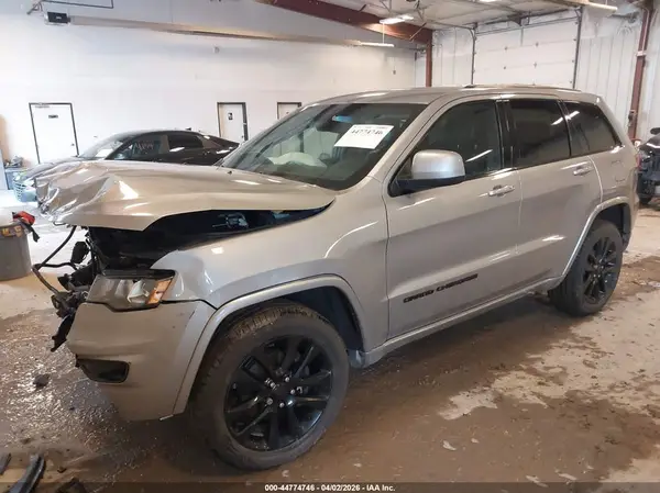 1C4RJFAG3LC417442 2020 JEEP GRAND CHEROKEE - Image 2