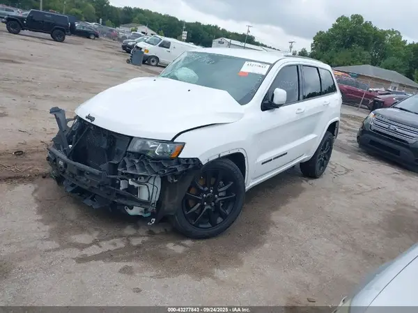 1C4RJFAG3MC525092 2021 JEEP GRAND CHEROKEE - Image 2