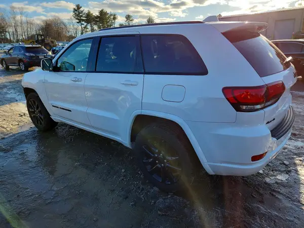 1C4RJFAG3MC536769 2021 JEEP GRAND CHEROKEE - Image 2