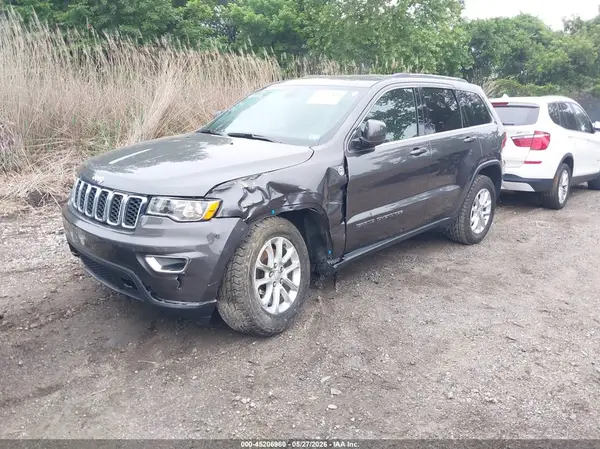 1C4RJFAG3MC678619 2021 JEEP GRAND CHEROKEE - Image 2
