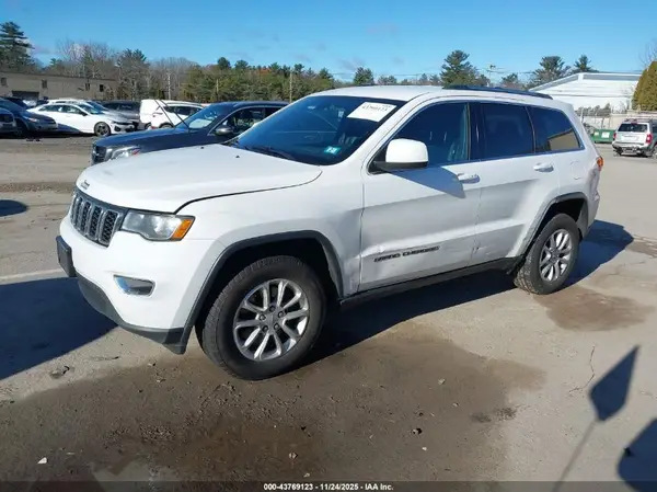 1C4RJFAG3MC725731 2021 JEEP GRAND CHEROKEE - Image 2