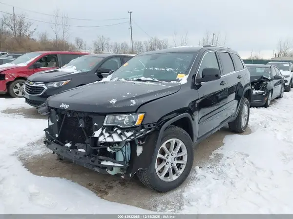 1C4RJFAG3MC772905 2021 JEEP GRAND CHEROKEE - Image 2