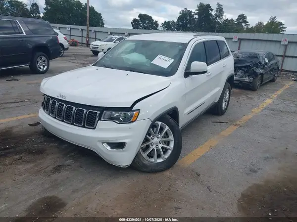 1C4RJFAG3NC110856 2022 JEEP GRAND CHEROKEE - Image 2