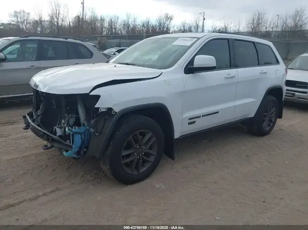 1C4RJFAG4GC324208 2016 JEEP GRAND CHEROKEE - Image 2