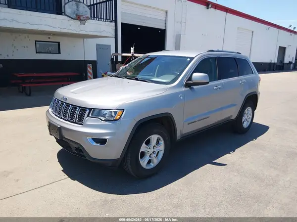1C4RJFAG4HC653637 2017 JEEP GRAND CHEROKEE - Image 2