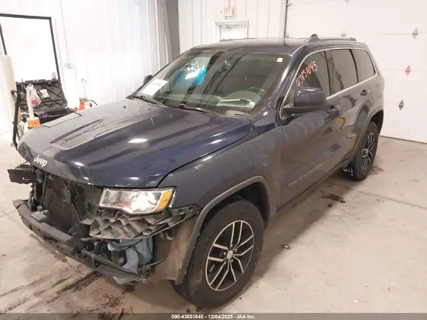 1C4RJFAG4HC662063 2017 JEEP GRAND CHEROKEE - Image 2