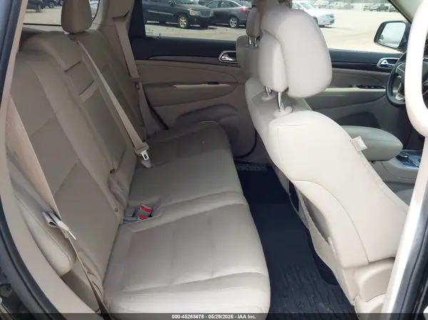 1C4RJFAG4HC687237 2017 JEEP GRAND CHEROKEE - Image 8
