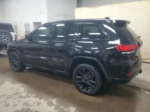 1C4RJFAG4HC721824 2017 JEEP GRAND CHEROKEE - Image 2