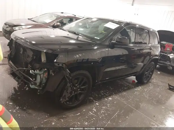 1C4RJFAG4HC767430 2017 JEEP GRAND CHEROKEE - Image 2
