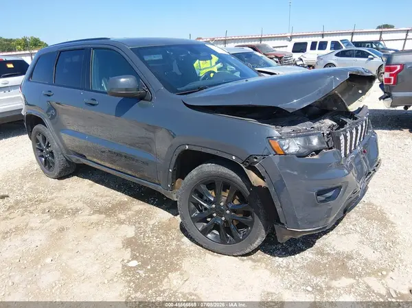 1C4RJFAG4HC887129 2017 JEEP GRAND CHEROKEE - Image 1