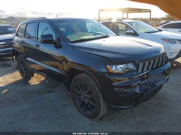 1C4RJFAG4HC895540 2017 JEEP GRAND CHEROKEE - Image 1
