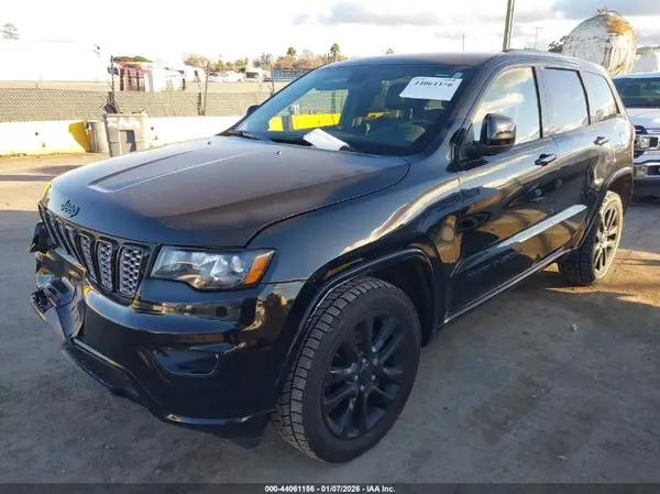 1C4RJFAG4HC895540 2017 JEEP GRAND CHEROKEE - Image 2
