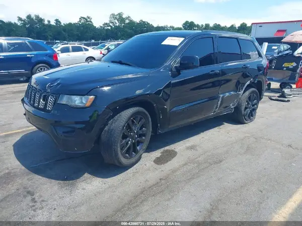 1C4RJFAG4HC927399 2017 JEEP GRAND CHEROKEE - Image 2