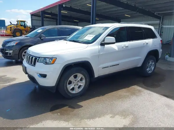 1C4RJFAG4HC963349 2017 JEEP GRAND CHEROKEE - Image 2