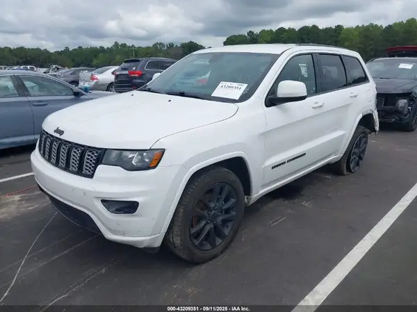1C4RJFAG4JC123030 2018 JEEP GRAND CHEROKEE - Image 2