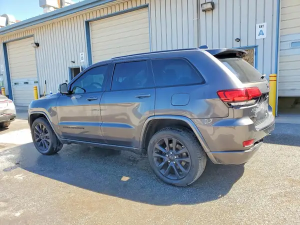 1C4RJFAG4JC135923 2018 JEEP GRAND CHEROKEE - Image 2