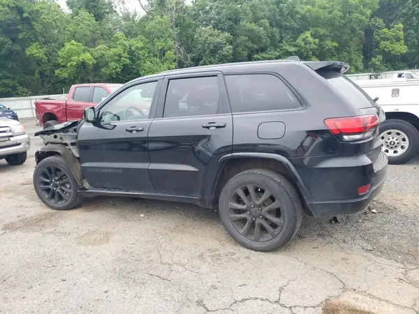 1C4RJFAG4JC138319 2018 JEEP GRAND CHEROKEE - Image 2