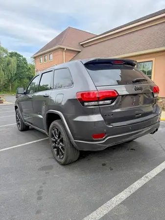 1C4RJFAG4JC147876 2018 JEEP GRAND CHEROKEE - Image 2
