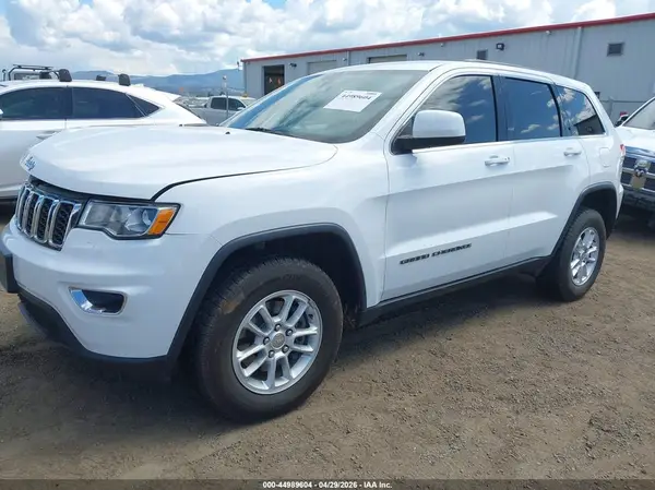 1C4RJFAG4JC207266 2018 JEEP GRAND CHEROKEE - Image 2