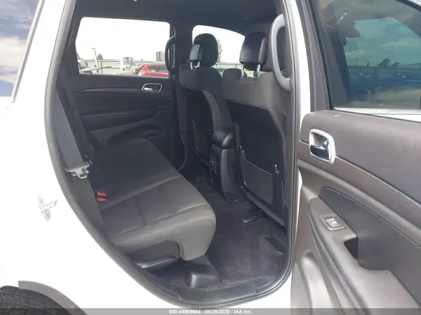 1C4RJFAG4JC207266 2018 JEEP GRAND CHEROKEE - Image 8