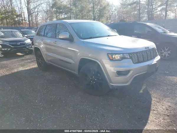 1C4RJFAG4JC227307 2018 JEEP GRAND CHEROKEE - Image 1