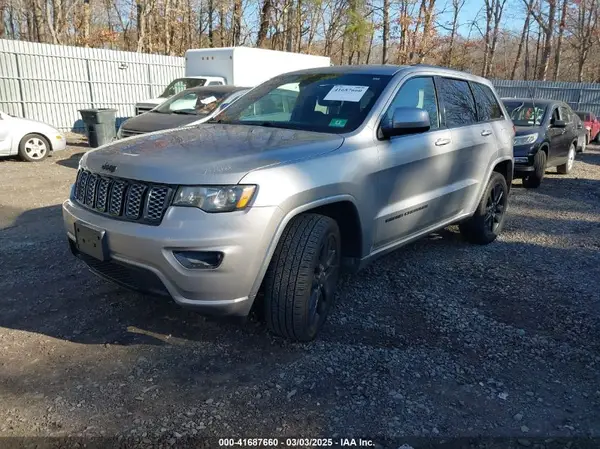 1C4RJFAG4JC227307 2018 JEEP GRAND CHEROKEE - Image 2