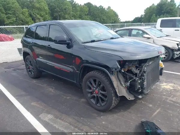1C4RJFAG4JC229008 2018 JEEP GRAND CHEROKEE - Image 1